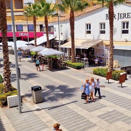 Precioso apartamento en el centro de Torremolinos Exterior foto